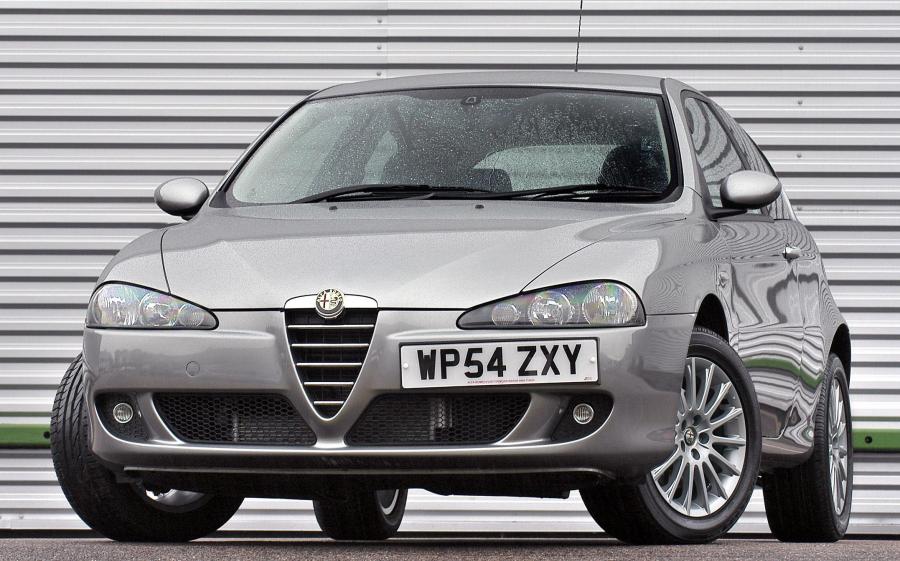 Alfa Romeo 147 3-Door (937A) (UK) '2005 - 09